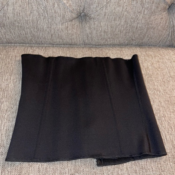 SKIMS ONYX Waist Trainer size XL - Picture 4 of 7